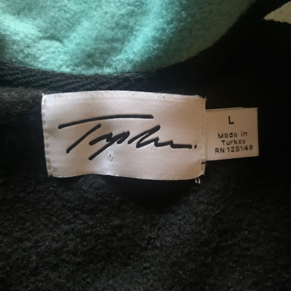 Quarter zip - Picture 3 of 3